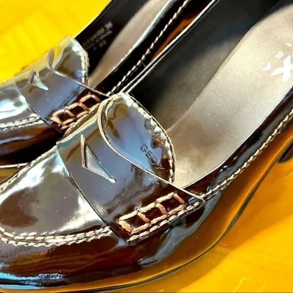NEW GEOX RESPIRA BROWN/BURGUNDY PATENT LEATHER LOAFER HEELS EU 36 / US 6
